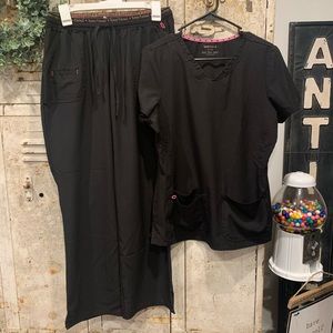 HeartSoul scrub top/pants set